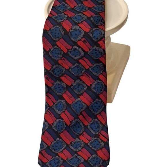 J. Blades & Co Monterey Bay USA Geometric Blue/Red Pattern Men's Neck Tie - Picture 2 of 11